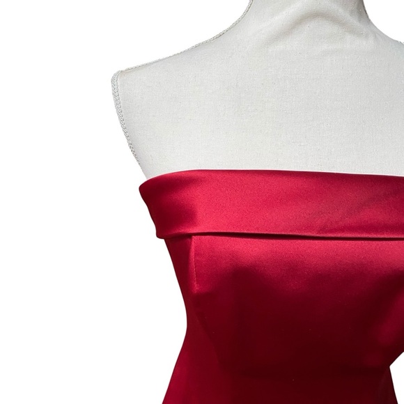Michaelangelo Red Strapless Satin Gown Bow Back Formal Evening Dress Sz 2 - Picture 2 of 12